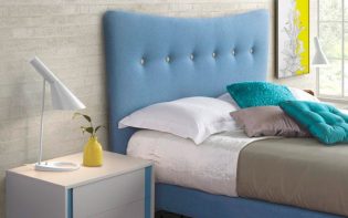 Cabecero acolchado: un recurso acertado