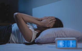 ¿Por qué no puedo dormir por las noches?