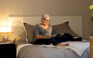 Qué colchón es mejor para las personas mayores