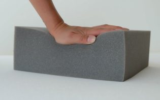 Espuma de alta densidad en descanso: Características