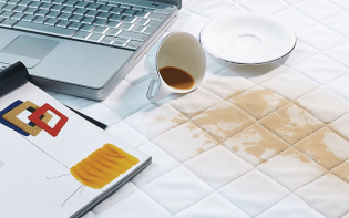 Cómo limpiar un colchón con cosas que tienes en casa