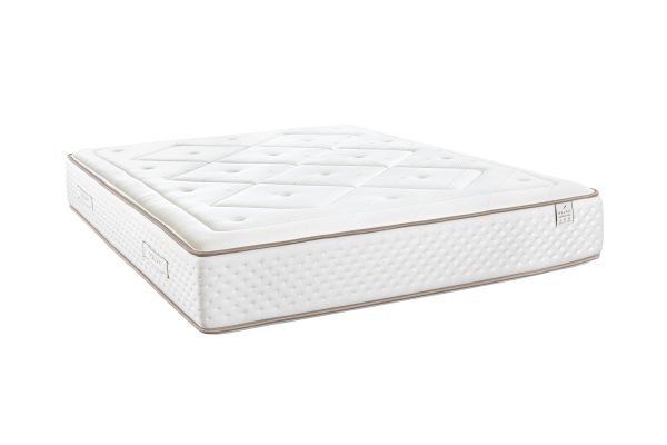 imagen del colchón Relax modelo Gaviota Oro. Un colchón híbrido, volteable y fabricado con un núcleo de muelle ensacado y visco gel.