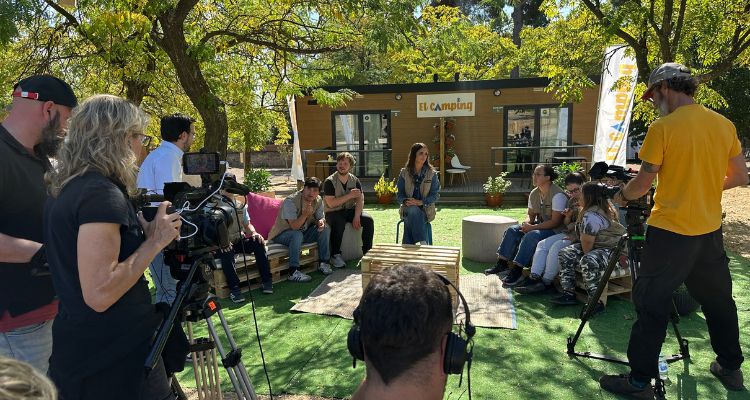Colchón Exprés colabora con The Mediapro Studio (Globomedia) y Telemadrid en el nuevo docureality ‘El Camping’