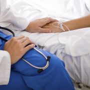 camas para enfermos como ayuda a sus cuidadores