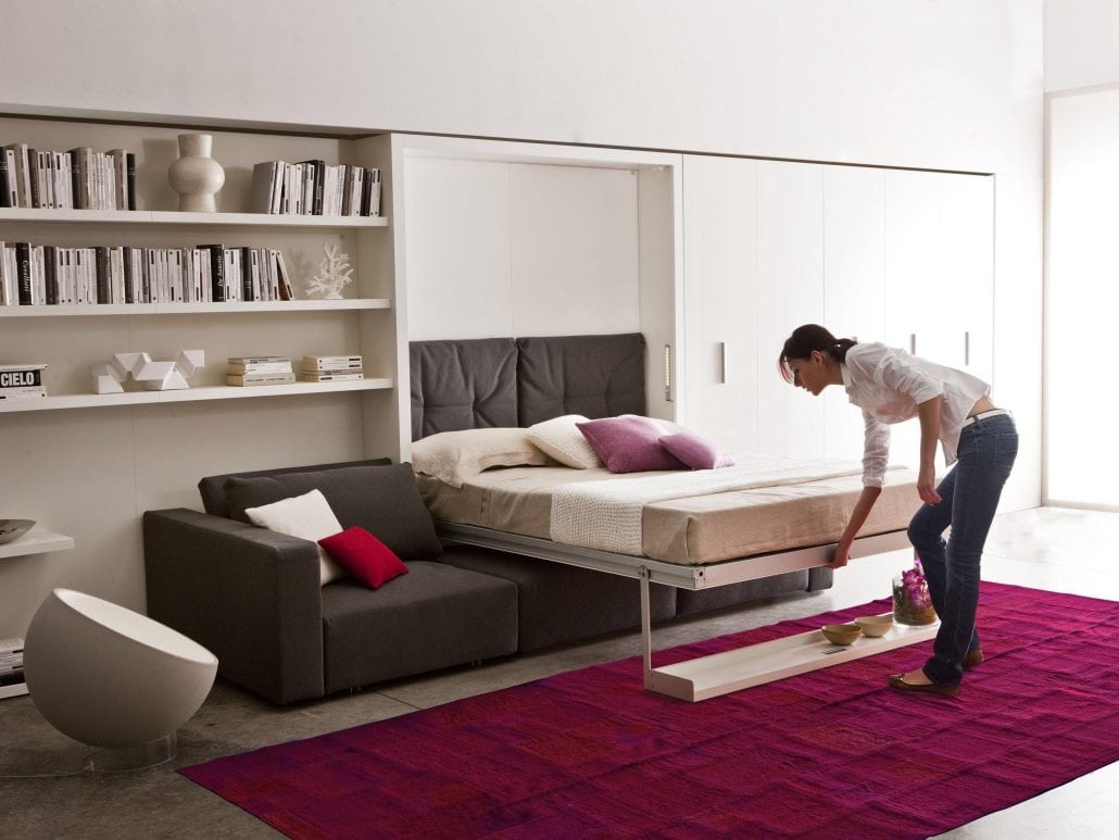 Cama abatible de matrimonio para ahorrar espacio