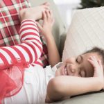 Técnicas de relajación para niños que les ayudan a dormir