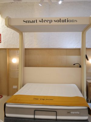 Cama Sleeptest en la tienda Colchón Exprés de Ribera de Curtidores, diseñada para recomendar el colchón ideal según la postura al dormir.